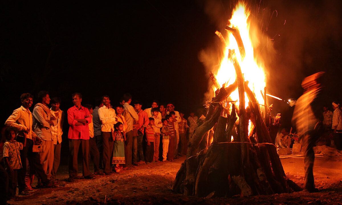 holika dahan 2025 -